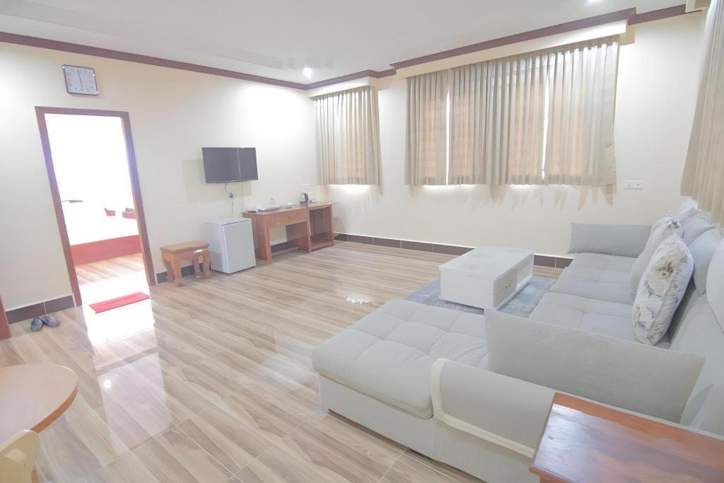 The Mou Hotel Phnom Pen Exterior foto